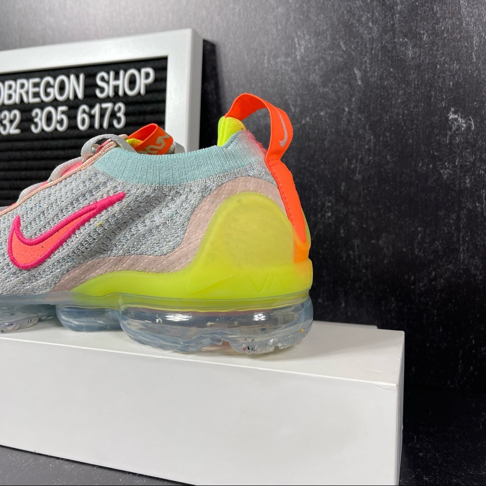 NIKE AIR VAPORMAX 2021 FLYKNIT NEON WOMENS RUNNING SHOES SIZE 5.5 GRAY NEW - Picture 10 of 10